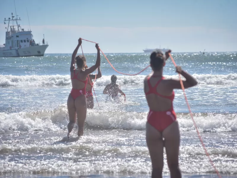 Seleccionan guardavidas que representarán a Mar del Plata en competencia de rescate