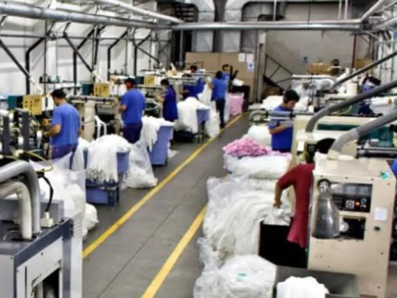 El conflicto laboral en una planta de Cocot y Dufour culmin&oacute; con su cierre definitivo en CABA