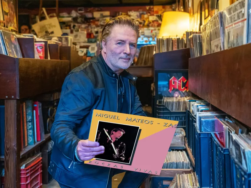 Miguel Mateos celebra el 40 aniversario de "Rock vivas" en La Plata