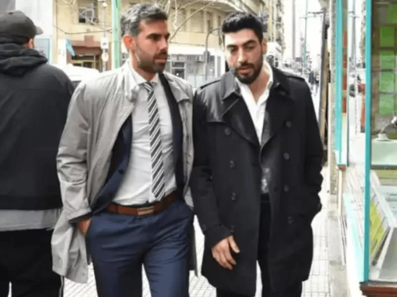 Pol&eacute;mica alrededor del abogado de Facundo Moyano: dijo que renunci&oacute;, pero aseguran que lo echaron