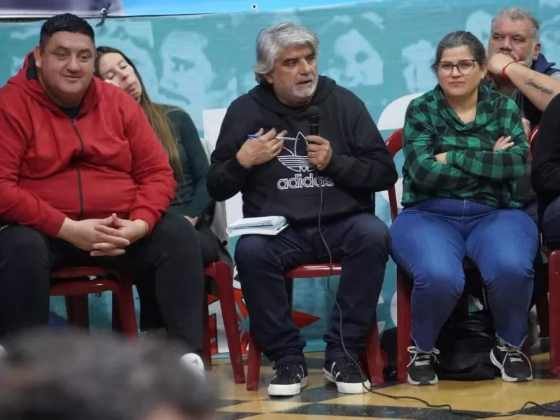Walter Correa reunió a la Corriente 13 de Abril en la la Casa de las Madres de Plaza de Mayo para apoyar al gobernador Axel Kicillof