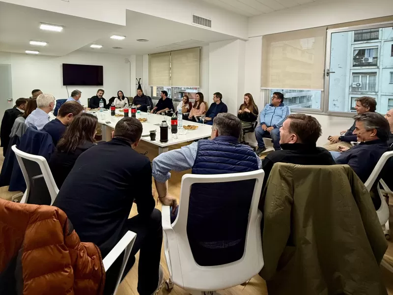 La Alianza Libertad Avanza trabaja en la estrategia de campaña bonaerense: "La alternativa es libertad o kirchnerismo"