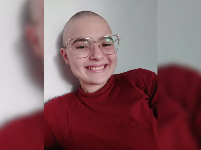 Milena enfrenta una recaída y su familia pide ayuda para sostener el tratamiento