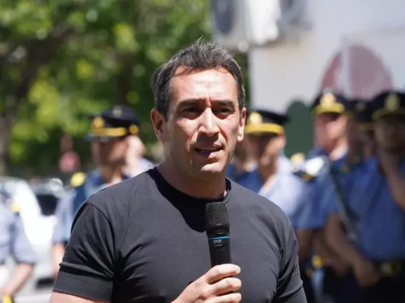 R&iacute;o Negro enfrenta dudas por una contrataci&oacute;n que conecta a Marcos Castro con el domicilio de la empresa beneficiada