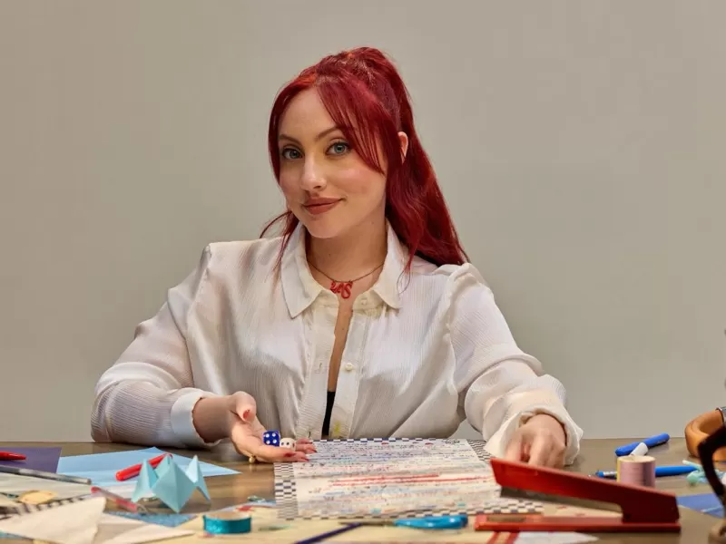 Yas lanz&oacute; su nuevo single "Si tiene que ser ser&aacute;"