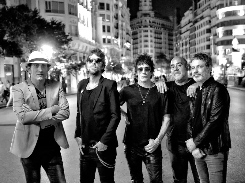 Guasones regresa con su show eléctrico a la ciudad de La Plata