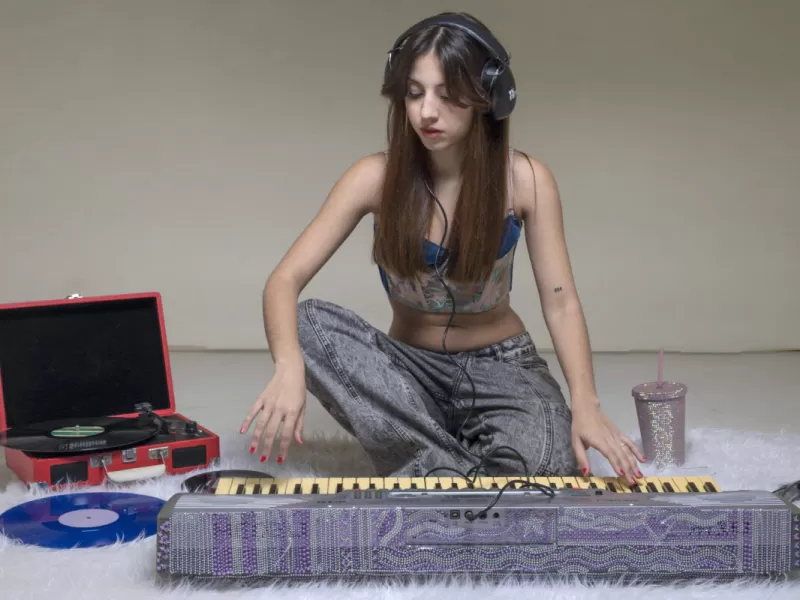 Oli Faura presenta "Te escribí una canción"