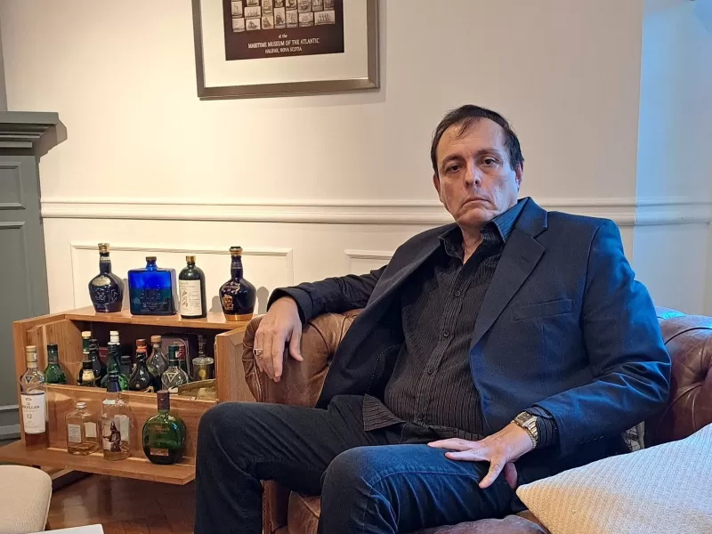 El candidato a concejal gesellino Julio Kuchinsky resaltó que la ciudad "necesita coraje, gestión y dignidad"