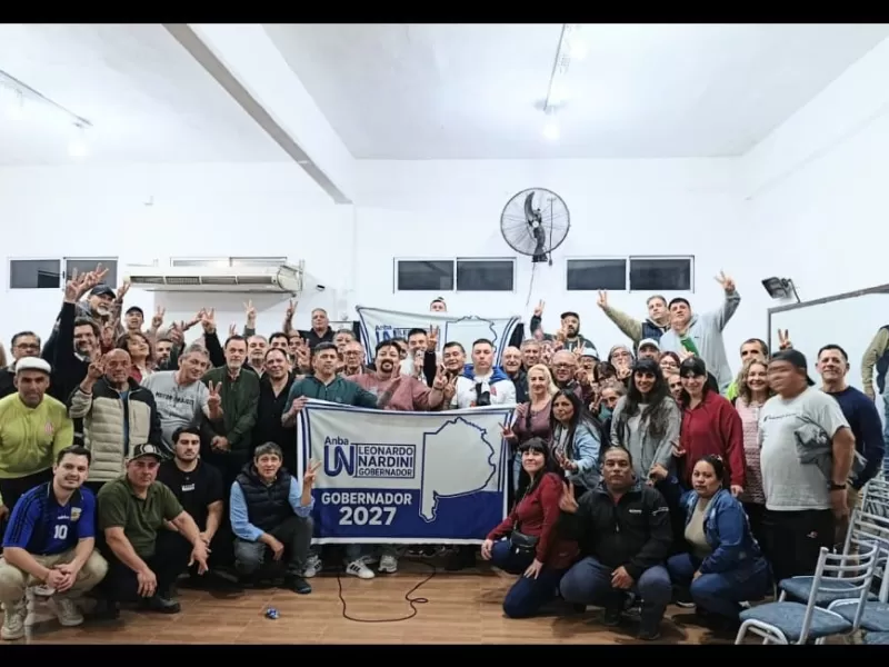 Ajustando el motor en la Tercera: se lanzó la mesa 