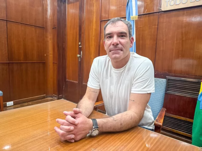 Entre memoria inc&oacute;moda y negocios apurados: el discurso de Neme que no cierra en el Faro de la Memoria