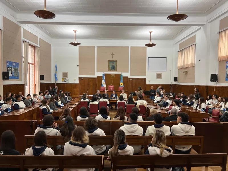 Reconocimiento a grupo de investigación del Jesús Obrero, el GIHOR, que promueve el estudio y abordaje sobre la identidad marplatense