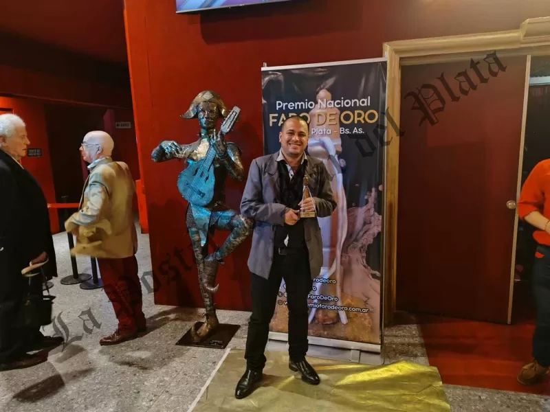 Multimedios NOVA se llevó el Premio Faro de Oro como "Mejor portal digital web"