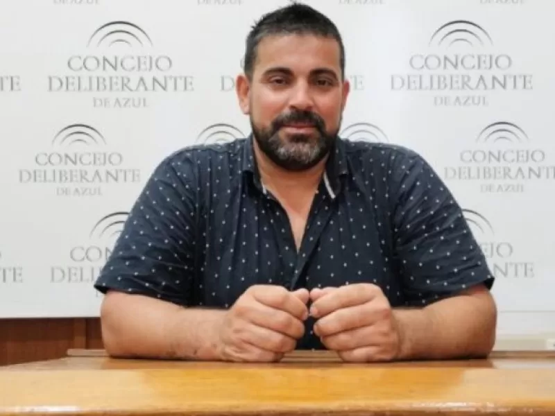 Azul suma un nuevo foco de conflicto para La Libertad Avanza con un concejal enfrentado a su propia bancada