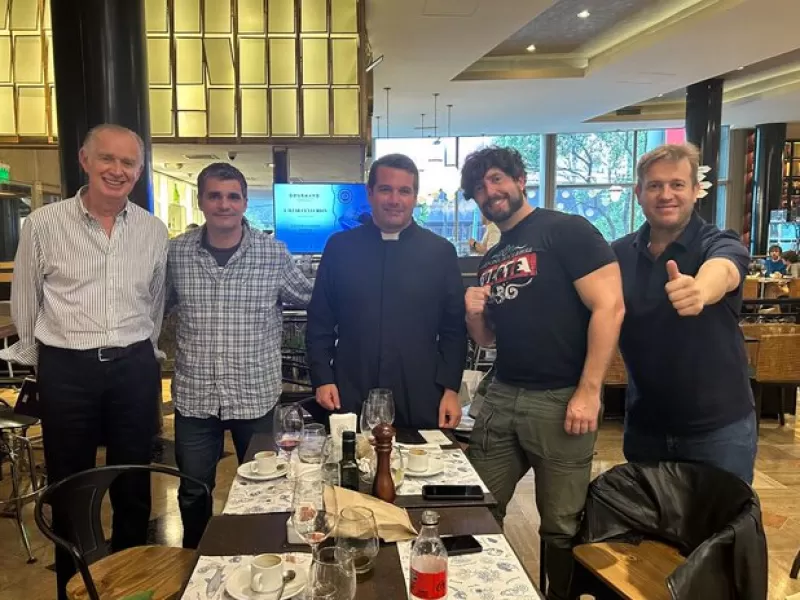 El conflicto por la conducción ideológica del espacio libertario expone diferencias irreconciliables entre Milei y los nacionalistas