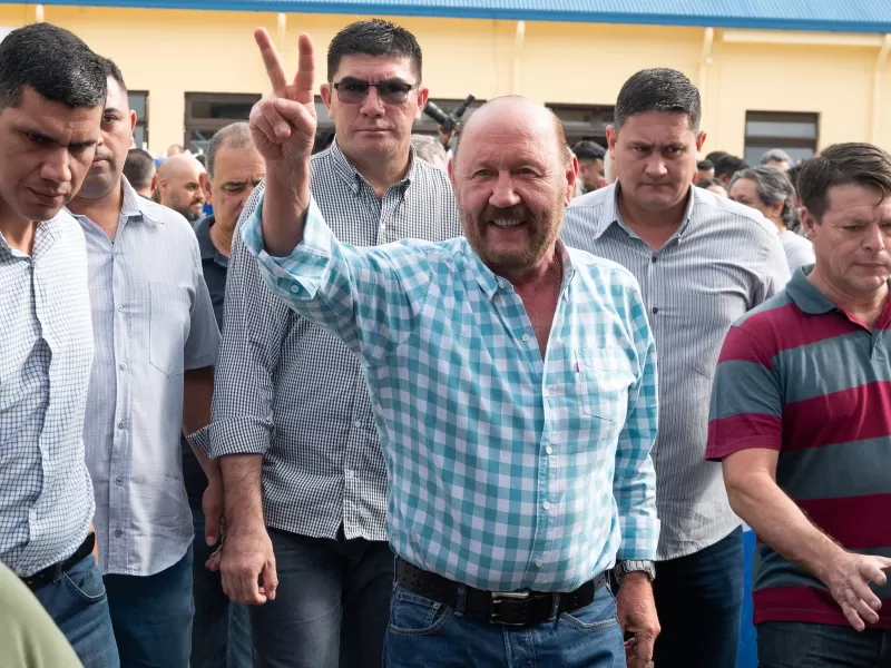 El gobernador formose&ntilde;o Gildo Insfr&aacute;n y sus parientes corruptos