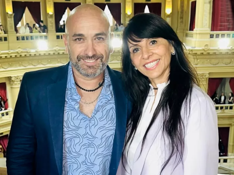 Los vuelos oficiales que ponen bajo la lupa a Claudio Ciccarelli