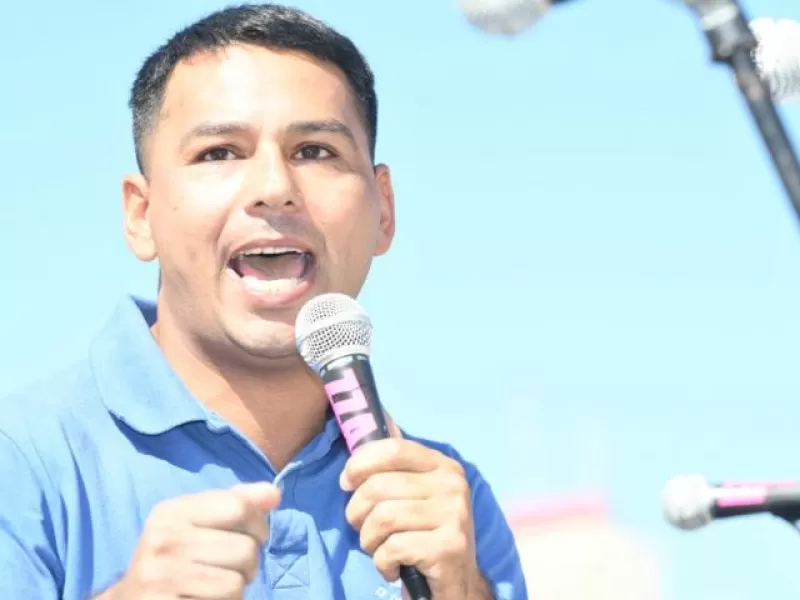 Reclamo de vendedores ambulantes en el Polideportivo "Islas Malvinas" por la exclusi&oacute;n de trabajadores marplatenses