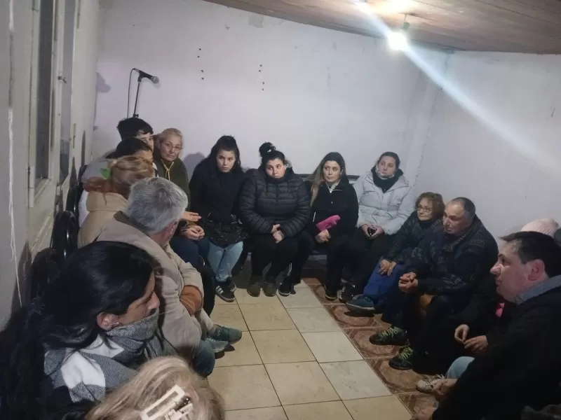 Recorrido y propuestas: López apuesta al diálogo para fortalecer a la UCR en Mar del Plata