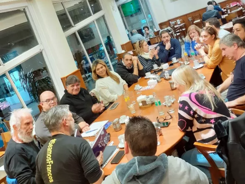 Reunión clave del Frente Liberal Bonaerense en Lanús rumbo al 2025