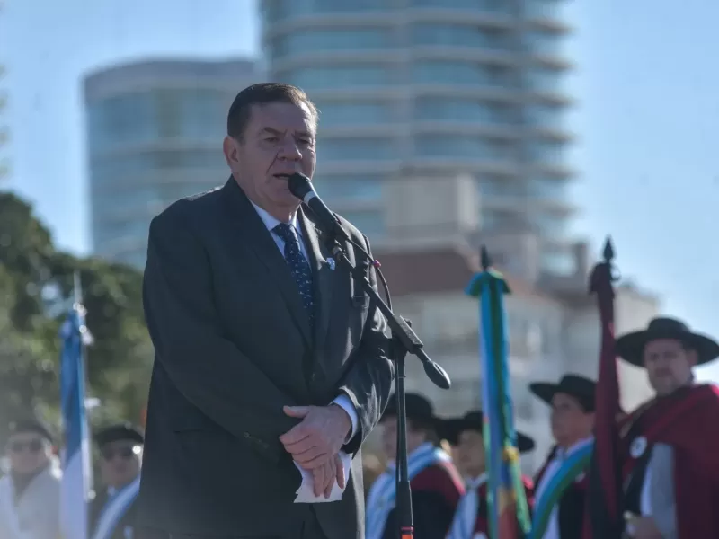 Montenegro le presta la banca a Carrancio y en Mar del Plata ya especulan con un nuevo "Triunvirato" en el poder