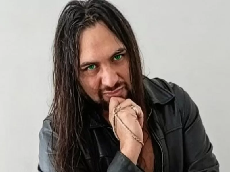 Con nuevos arreglos y estilo propio, &ldquo;El B&uacute;falo&rdquo; volvi&oacute; a poner en escena un cl&aacute;sico de Horacio Guaran&iacute;