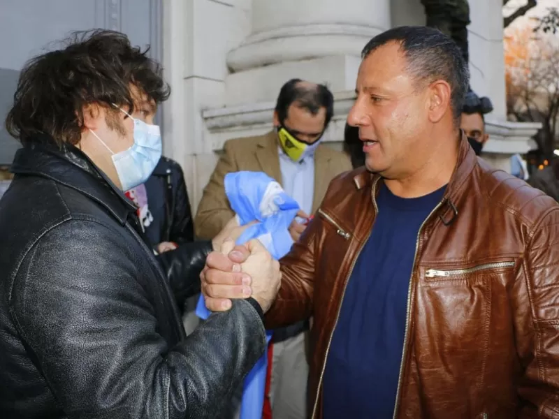 Un audio pone bajo presi&oacute;n a Javier Milei al sugerir maniobras para desactivar un problema judicial