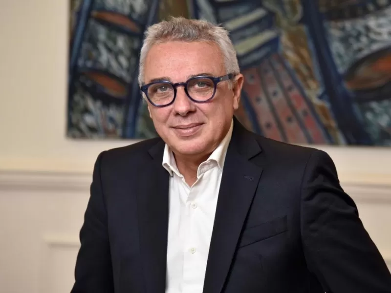 La "empleomanía familiar" de Julio Zamora supera los 40 millones de pesos mensuales en Tigre