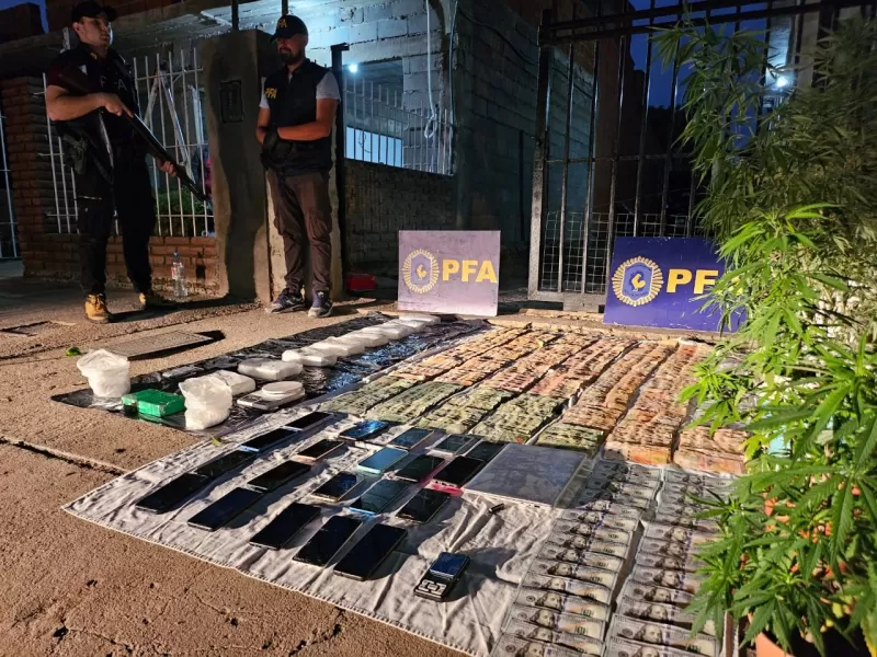 Córdoba: cayó "La banda de Beco" y se detuvieron a 10 narcos que distribuían cocaína en barrios carenciados
