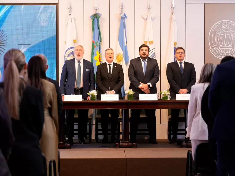 Guillermo Longhi asumi&oacute; su segundo mandato al frente del Colegio de Escribanos bonaerense