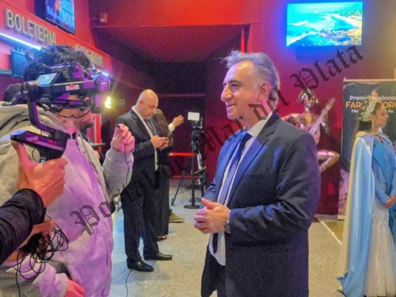 Alejandro Yapuncic recibió el Faro de Oro como mejor dirigente deportivo del año