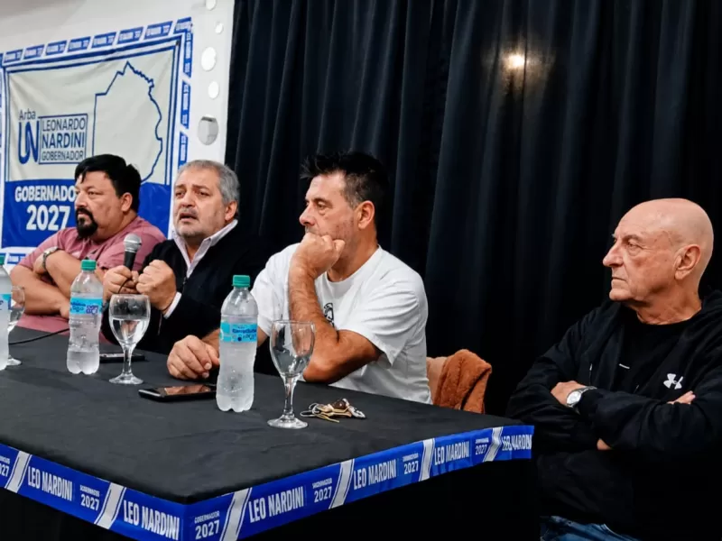 Ajustando el motor en la Tercera: se lanzó la mesa 