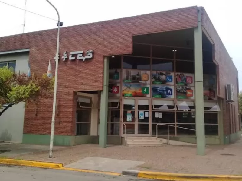 La Cooperativa Mariano Moreno entreg&oacute; hormig&oacute;n para mejorar el Destacamento n&uacute;mero 1 de Patricios