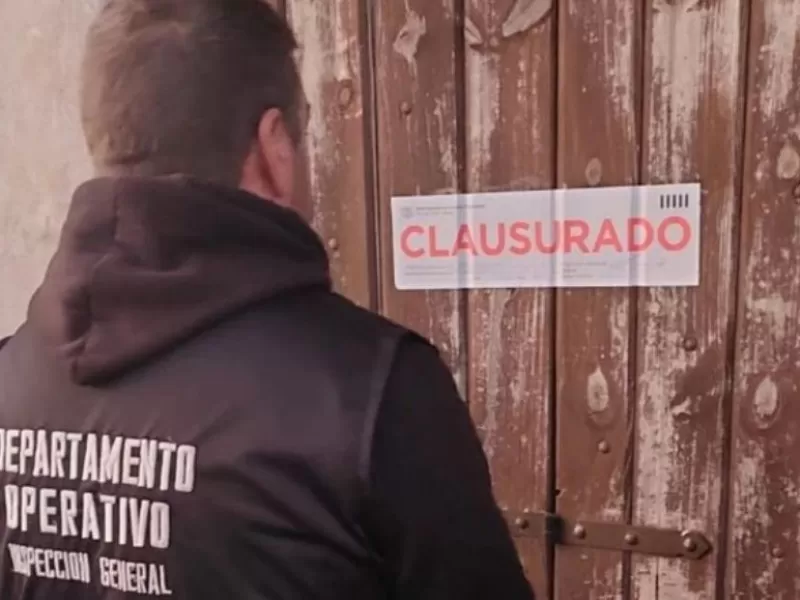 Clausuran taller mecánico de Mar del Plata con motores robados y señalan más de la misma trama