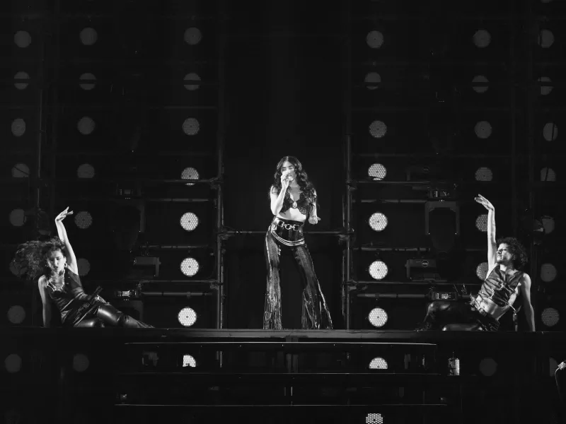 Lali maravilló a miles de fans con su nuevo show en Mar del Plata con localidades agotadas