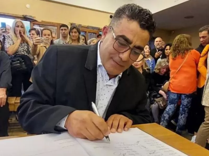 Vivas cuestion&oacute; los n&uacute;meros de las obras anunciadas por el intendente en Villa Gesell