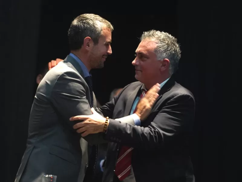 Un reconocido periodista filtró que amigos de Insaurralde en Lomas de Zamora se suman al espacio de Milei
