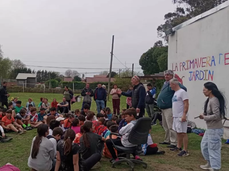 Se llevó a cabo una actividad de beneficencia para niños en el barrio marplatense Jardín de Peralta Ramos