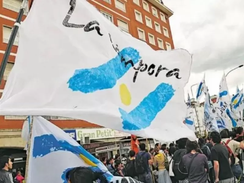 Mercedes suma otro cap&iacute;tulo de tensi&oacute;n con Castellani decidido a confrontar al poder pol&iacute;tico local