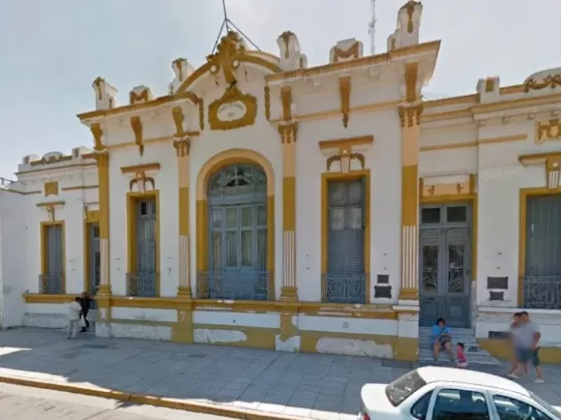 Denuncian que Moreno utiliza mecanismos administrativos para avanzar sobre inmuebles y apuntan contra Leonardo Grosso