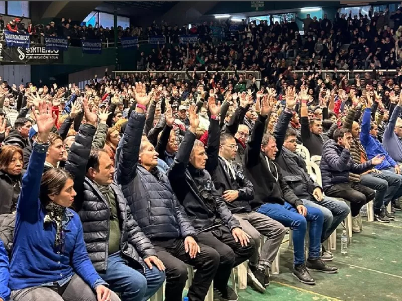 UTHGRA expulsó en asamblea extraordinaria a 3 dirigentes