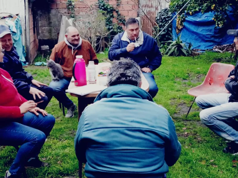 Recorrido y propuestas: López apuesta al diálogo para fortalecer a la UCR en Mar del Plata