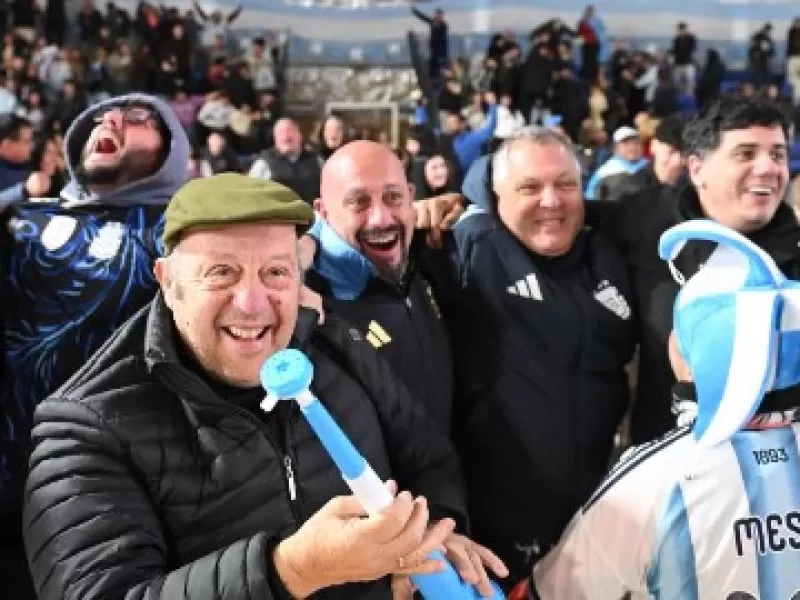 La vuvuzela sigue sonando en Mar Chiquita &iquest;pero alcanza con eso?