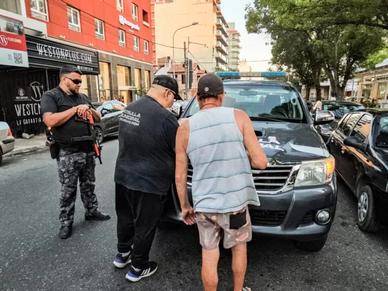 Más control en la vía pública de Mar del Plata: 374 infracciones por cuidacoches y 476 motos secuestradas en enero