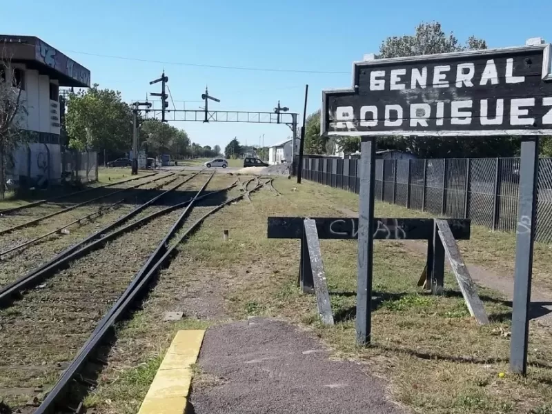 Investigan un crimen en General Rodríguez tras hallar a un joven muerto en la calle