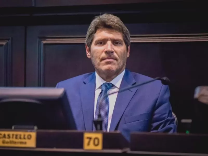 Guillermo Castello cruz&oacute; a La Libertad Avanza y denunci&oacute; que &ldquo;cay&oacute; en los vicios de la vieja pol&iacute;tica&rdquo;
