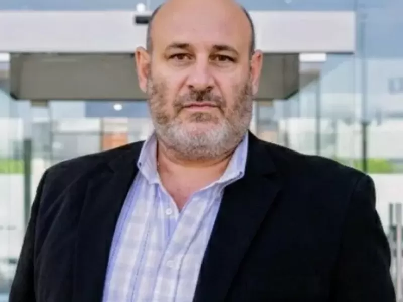 Santiago C&uacute;neo respald&oacute; a Axel Kicillof y se proyect&oacute; como candidato a gobernador bonaerense