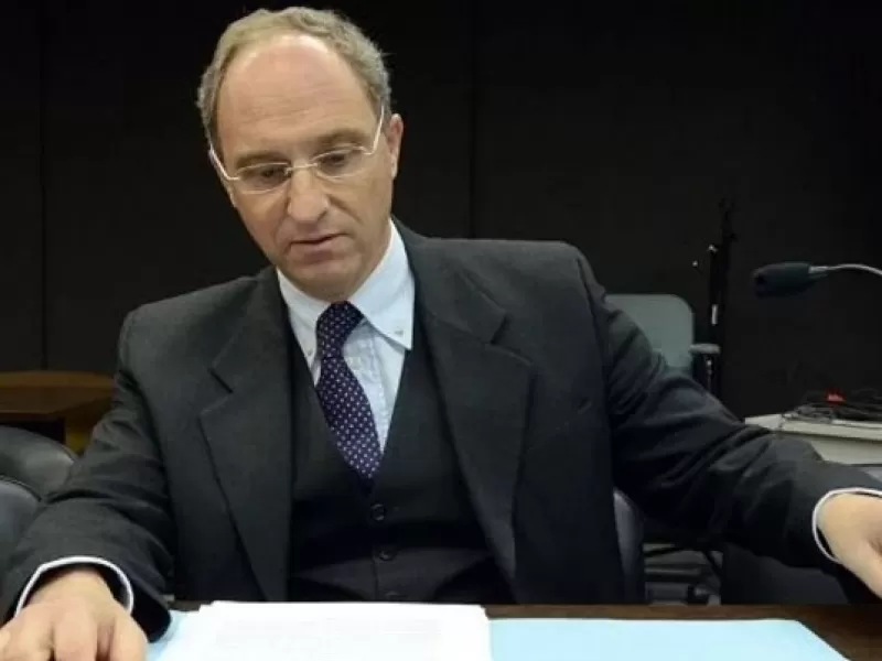 Mar del Plata suma otro cap&iacute;tulo explosivo y crecen los pedidos para que Daniel Adler conduzca el expediente