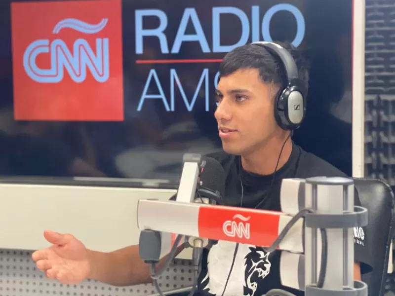 Franco Cuello de José C. Paz y la estrategia de Milei: usar influencers para “romper” con la política tradicional