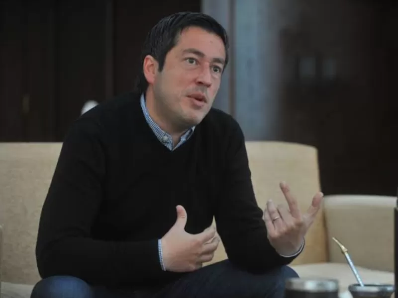 Leo Nardini arm&oacute; su ranking presidencial: N&eacute;stor Kirchner fue el mejor y Fernando de la R&uacute;a, el peor