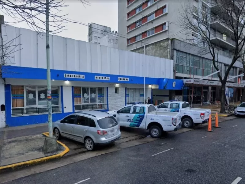 Durante un reclamo por salarios y condiciones laborales, la protesta policial sum&oacute; un cruce denunciado con la c&uacute;pula departamental